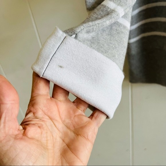 Vince Double-faced Striped Gray Sweater size S - Picture 7 of 10